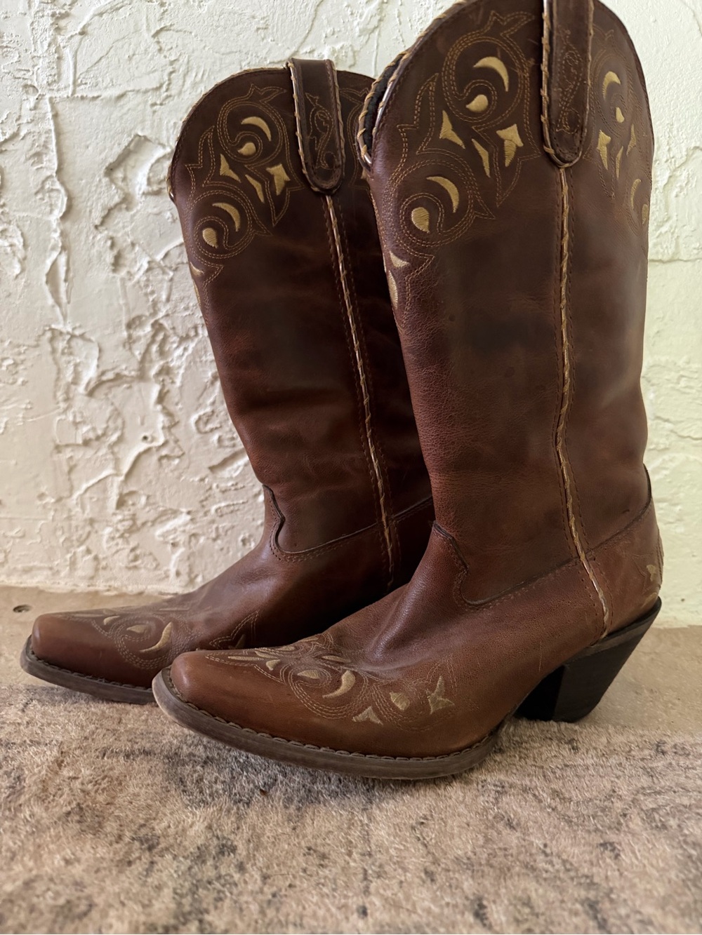 Durango Brown Embroidered Western Heeled Boots